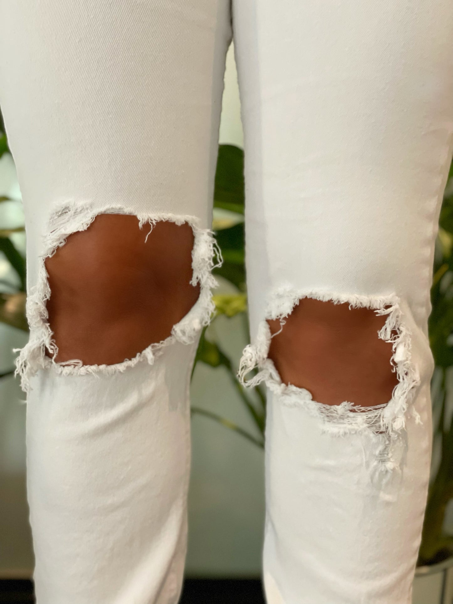 White Knee Rip Distressed Straight Leg High Waist Jeans